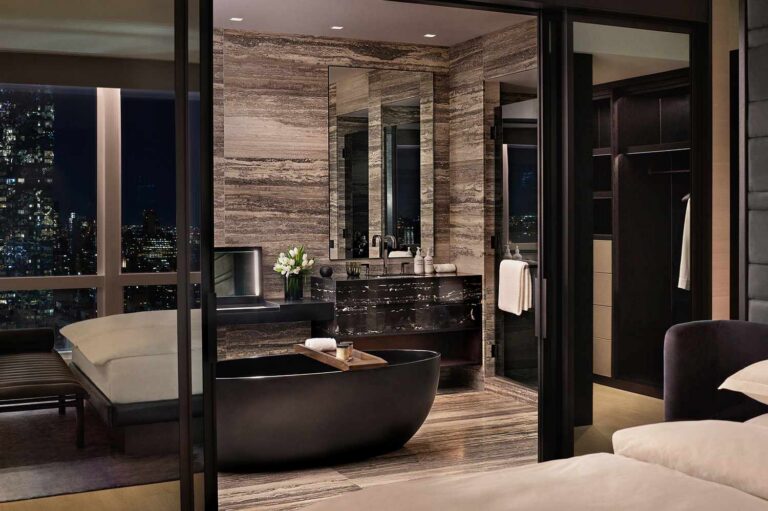 Best Penthouse Suites in the US: A Comprehensive Architectural Review