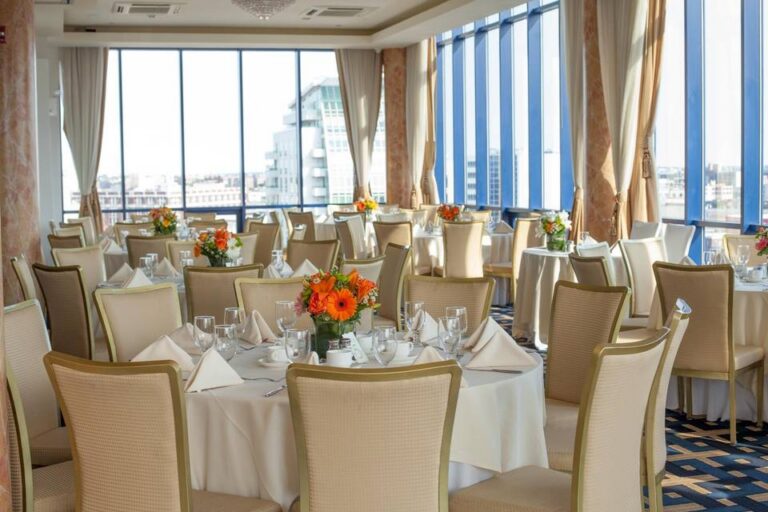 How to Plan Penthouse Suites Weddings on a Budget: An Operational Audit